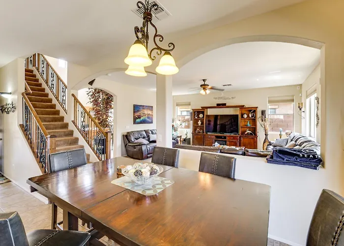 Holiday home Family Oasis: Game & Patio! Maricopa